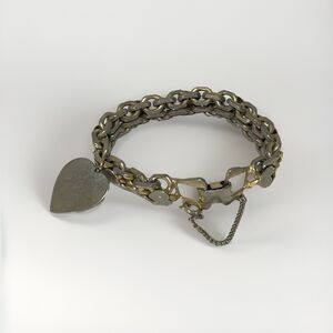 Vintage Sweetheart Heart Link Bracelet Safety Chain Unmarked Estate Magnetic